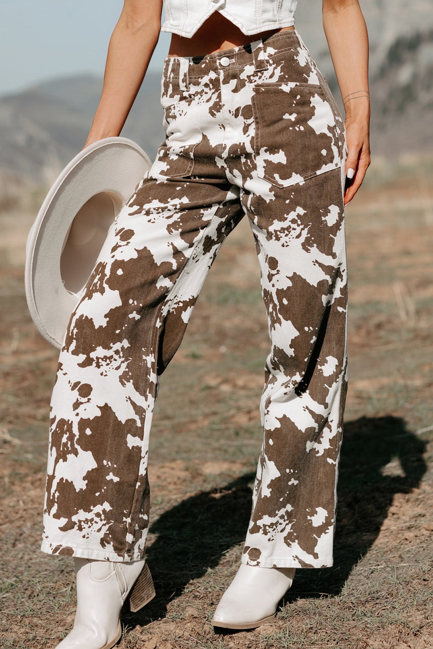 Brown Abstract Pattern Regular Fit Full-Length Western Style Jeans