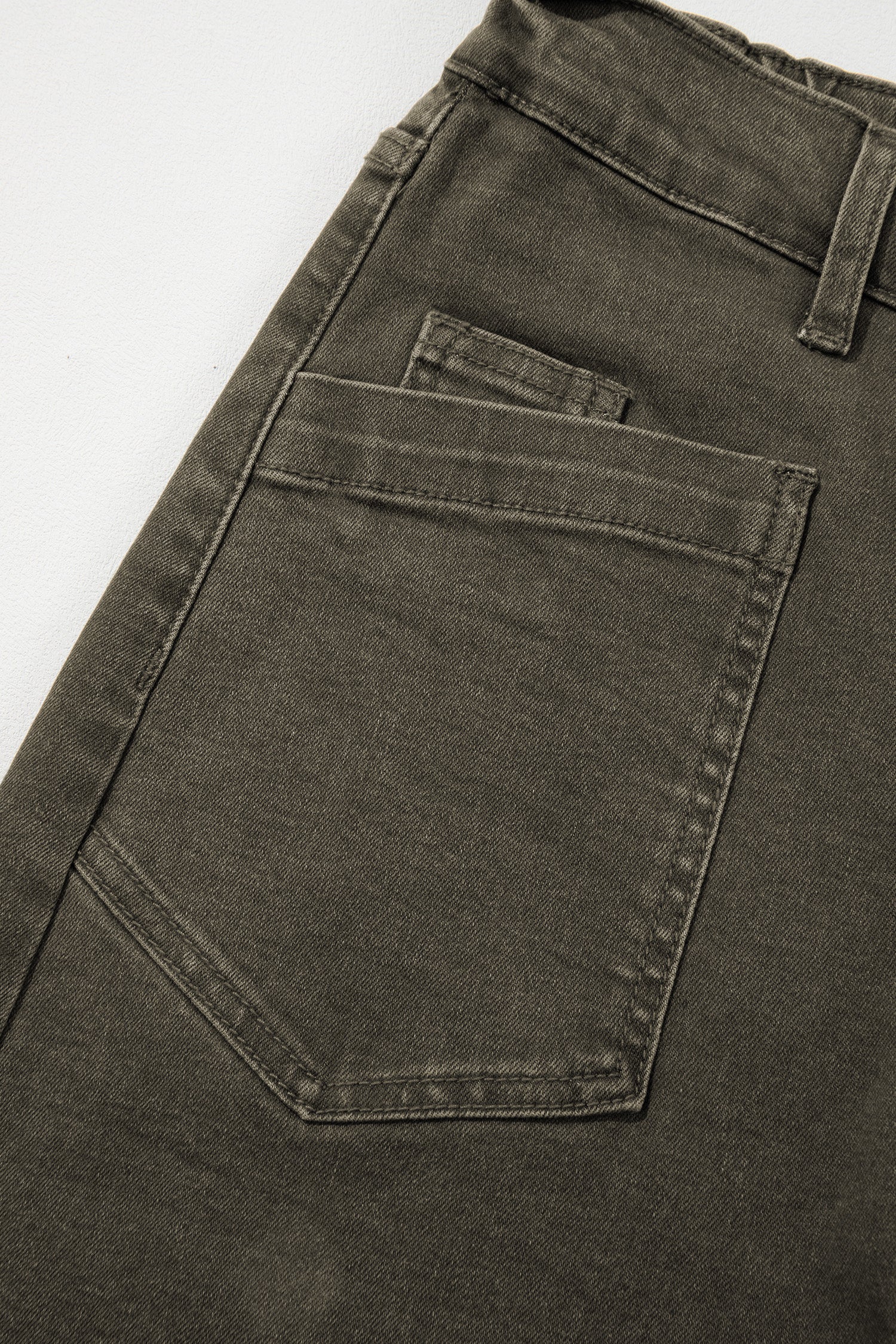 Four Leaf Clover Solid Color Square Patch Pocket Ankle-length Barrel Jeans